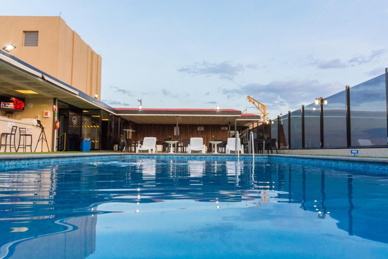 Hotel Real Plaza أوكدجوسلينس المظهر الخارجي الصورة
