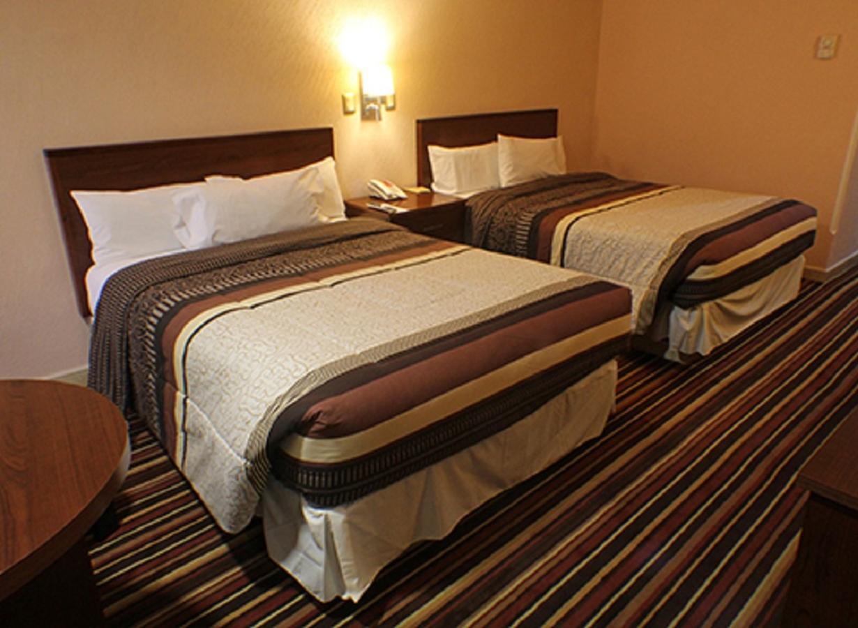 Hotel Real Plaza أوكدجوسلينس المظهر الخارجي الصورة