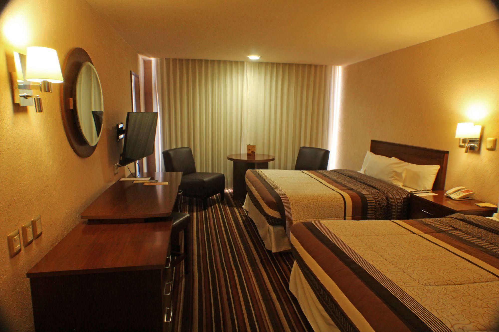 Hotel Real Plaza أوكدجوسلينس المظهر الخارجي الصورة