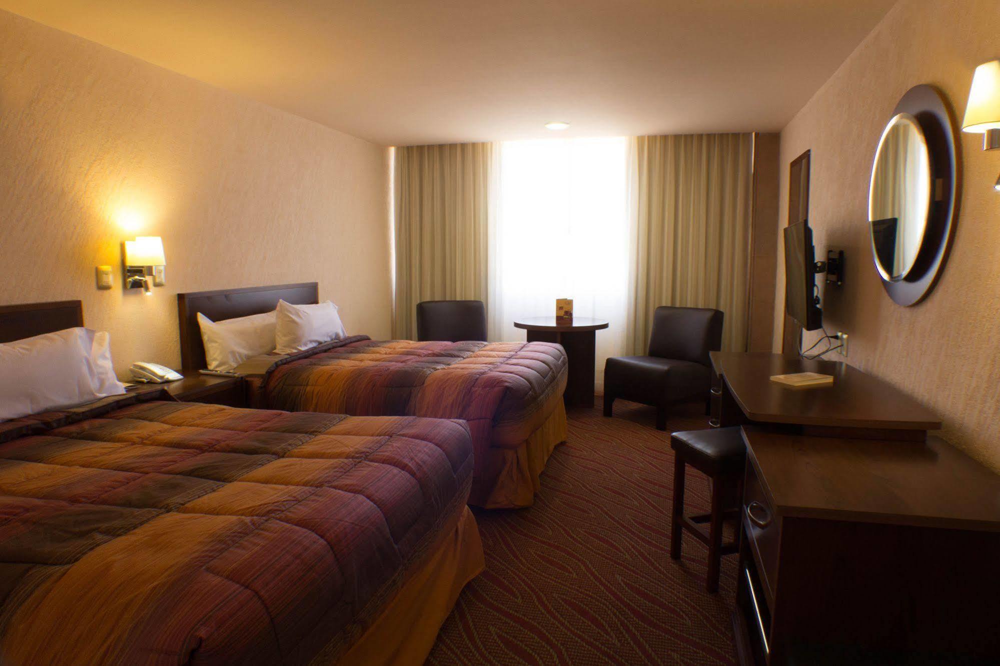 Hotel Real Plaza أوكدجوسلينس المظهر الخارجي الصورة